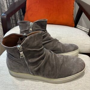 John Varvatos Rye Leather High-Top Sneaker. 315 MAC Double Zip.  12 USA / 46 EU